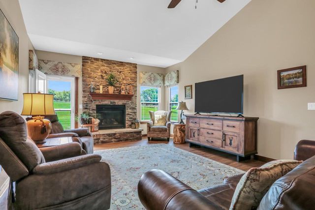 6595 105th STREET, Pleasant Prairie, WI 53158