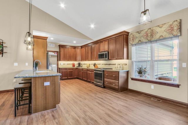 6595 105th STREET, Pleasant Prairie, WI 53158