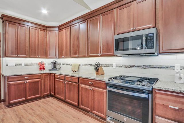 6595 105th STREET, Pleasant Prairie, WI 53158