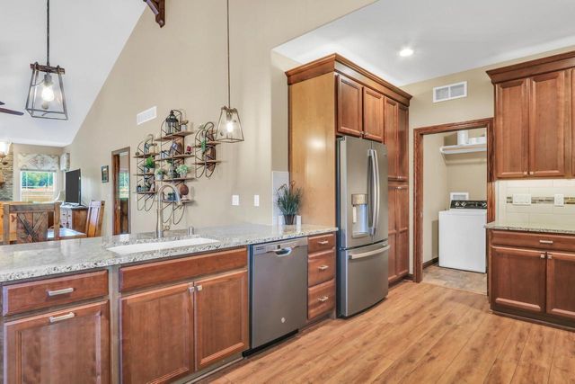 6595 105th STREET, Pleasant Prairie, WI 53158