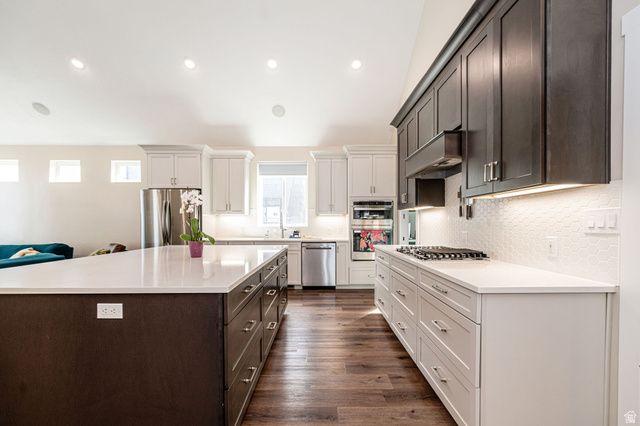 1959 E DEER CREST CIR, Logan, UT 84341