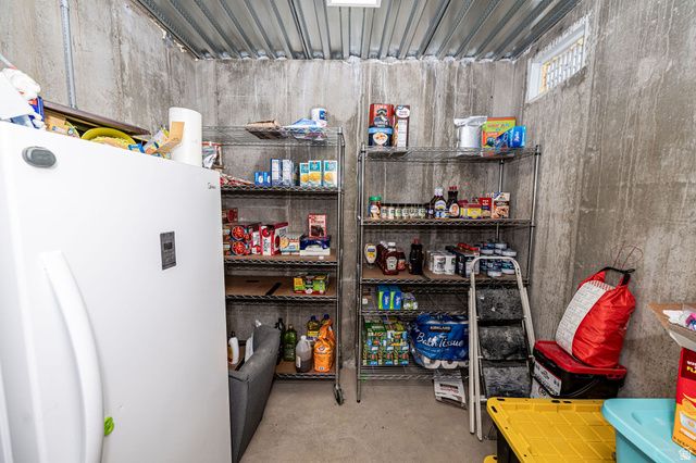 1959 E DEER CREST CIR, Logan, UT 84341