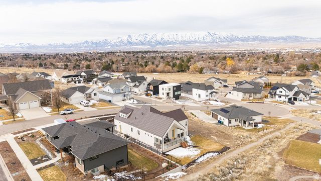 1959 E DEER CREST CIR, Logan, UT 84341