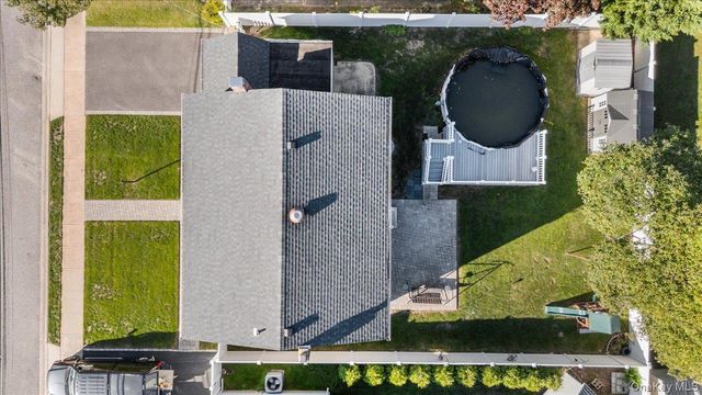 89 3rd Avenue, Massapequa Park, NY 11762