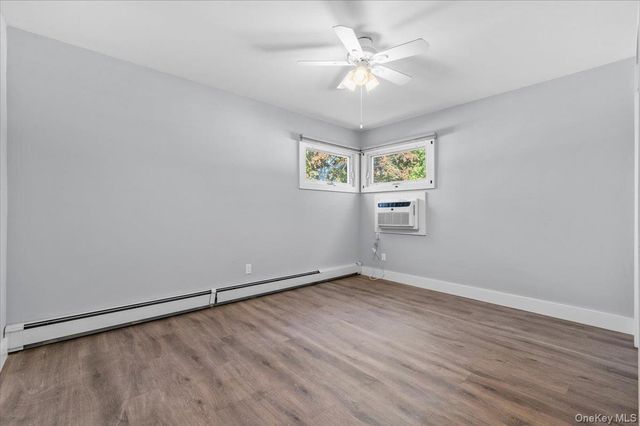 89 3rd Avenue, Massapequa Park, NY 11762