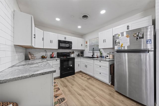 4201 Huaco Lane, Waco, TX 76710