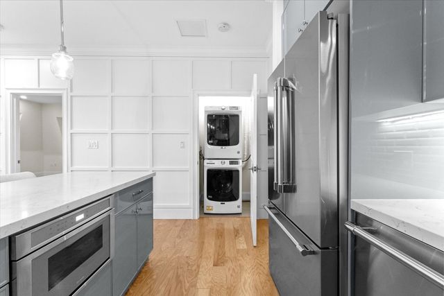 36 Elmwood Ave 11, Winchester, MA 01890