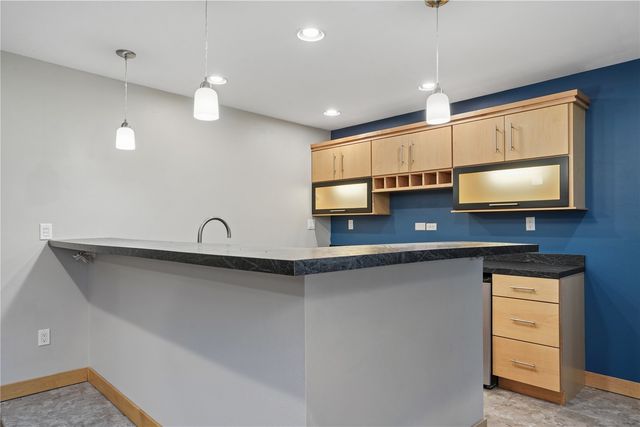 2654 Mulberry Ct, Marion, IA 52302