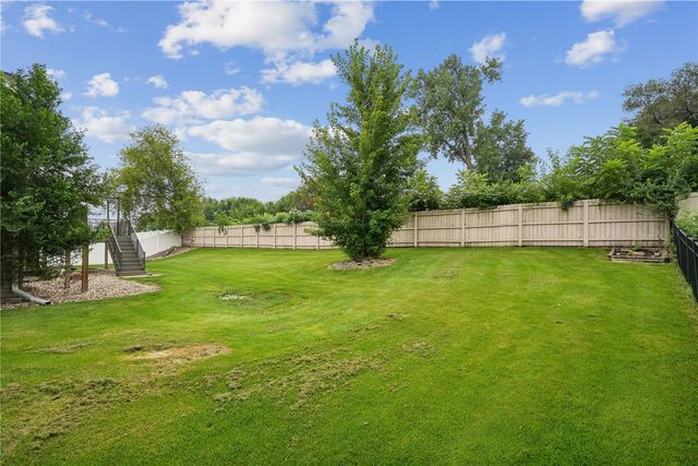 2654 Mulberry Ct, Marion, IA 52302