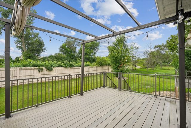 2654 Mulberry Ct, Marion, IA 52302