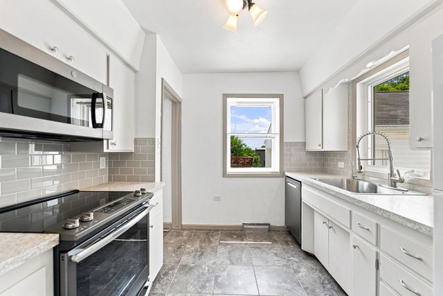 1715 Schreiber Street, Cedar Falls, IA 50613
