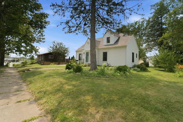 1715 Schreiber Street, Cedar Falls, IA 50613