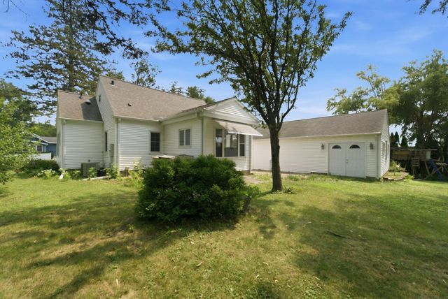 1715 Schreiber Street, Cedar Falls, IA 50613