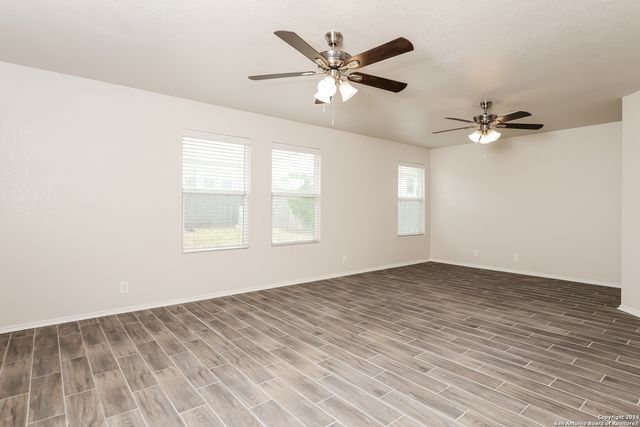 11322 camp creek, San Antonio, TX 78245