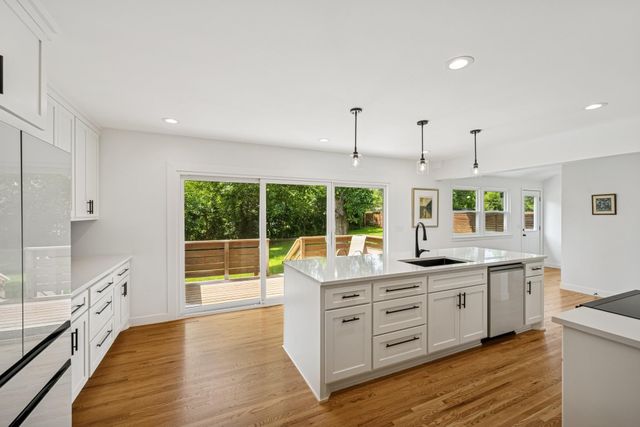 8007 Virginia Circle N, Saint Louis Park, MN 55426