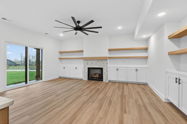 100 Makayla Trail, Nicholasville, KY 40356