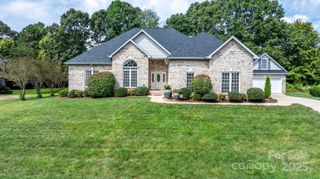 3915 Steve Ikerd Drive NE, Hickory, NC 28601