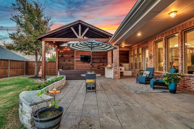 2804 Seabiscuit Road, Celina, TX 75009