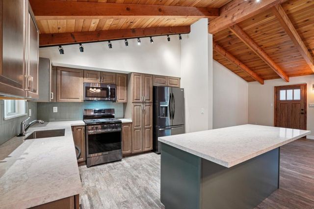 25430 Palomar Road, Idyllwild, CA 92549