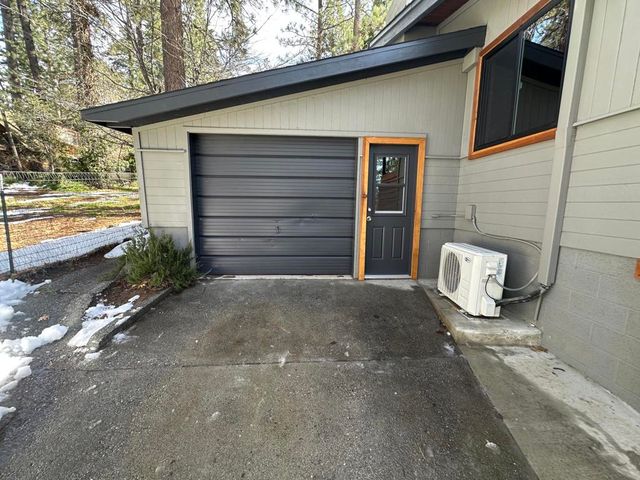 25430 Palomar Road, Idyllwild, CA 92549