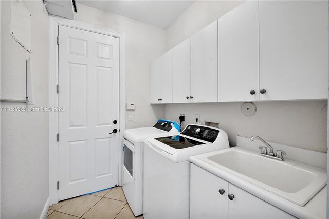 4588 SW 183rd Ave, Miramar, FL 33029