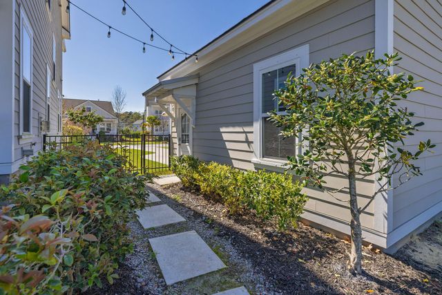 3773 Orion Lane, Mount Pleasant, SC 29466