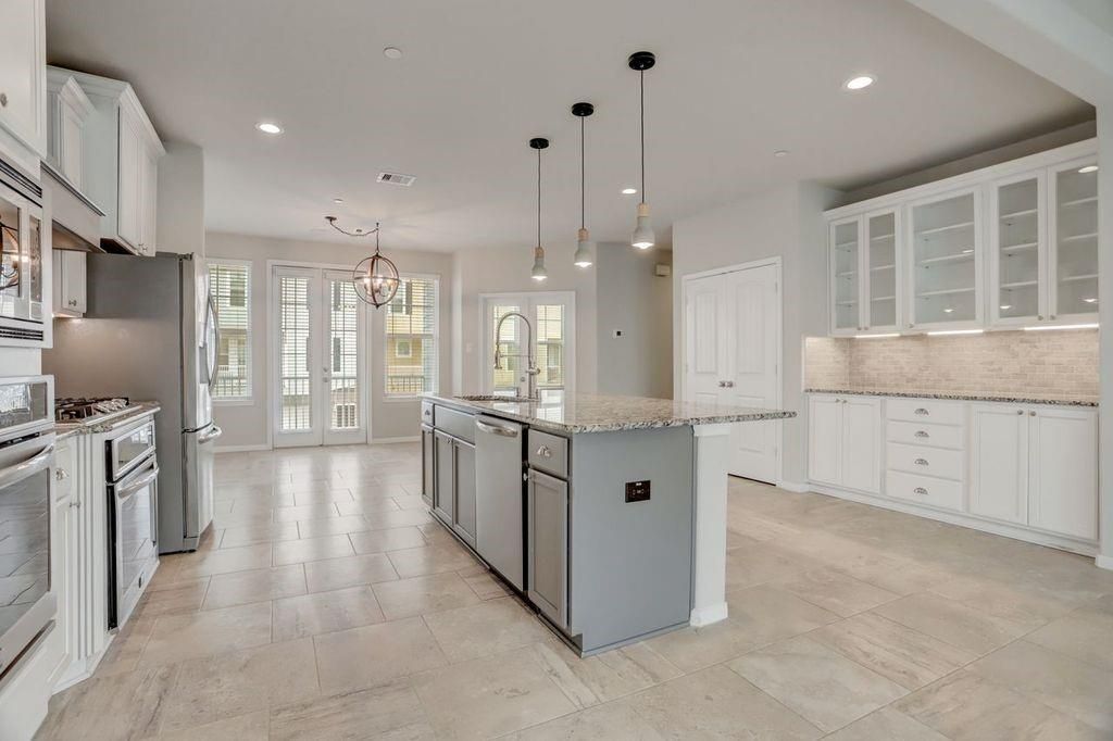 2714 Veranda Falls, League City, TX 77573