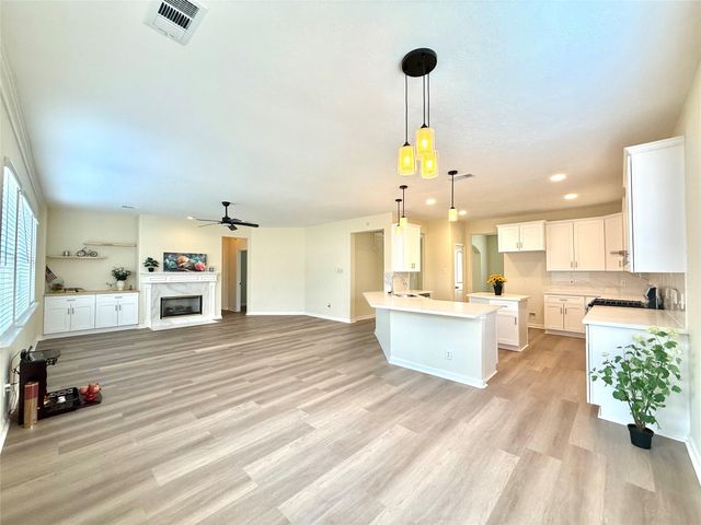 16642 Village View Trail, Sugar Land, TX 77498