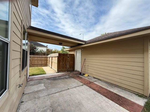 16642 Village View Trail, Sugar Land, TX 77498