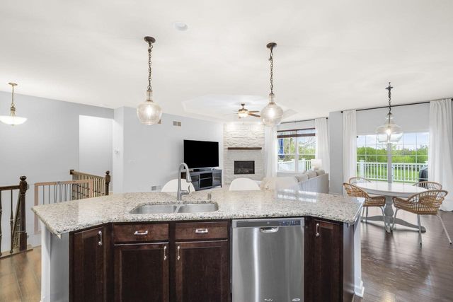 1406 Mockingbird COURT, Oconomowoc, WI 53066