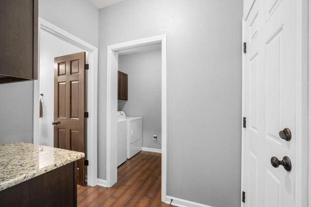 1406 Mockingbird COURT, Oconomowoc, WI 53066
