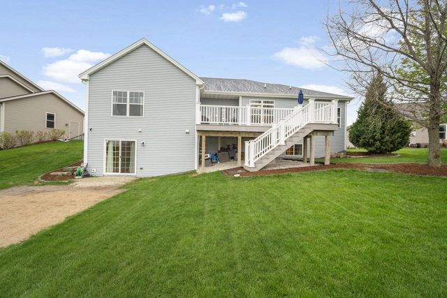 1406 Mockingbird COURT, Oconomowoc, WI 53066