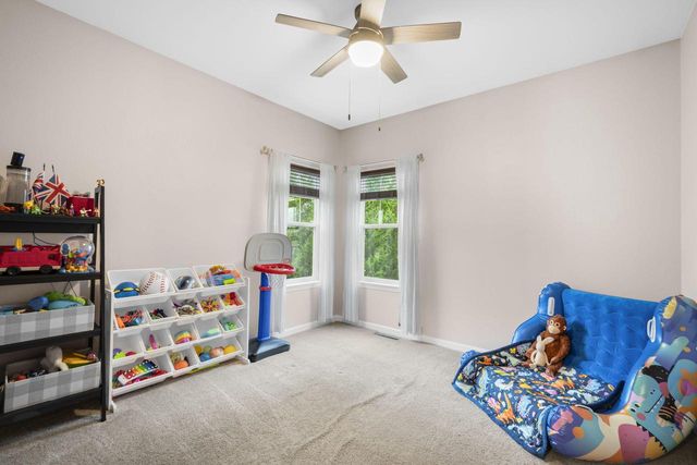 1406 Mockingbird COURT, Oconomowoc, WI 53066