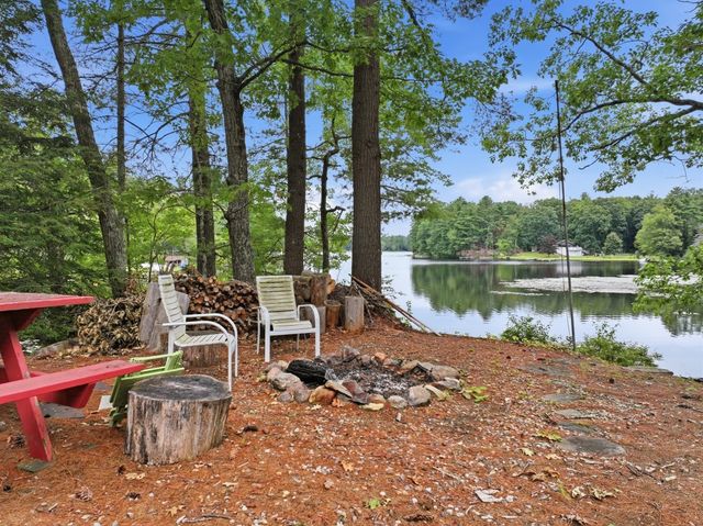 99 Lakeshore Drive, Spencer, MA 01562