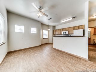 1000 Diamond Dr Apt 3003, Boerne, TX 78006
