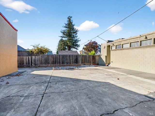 1322 Alabama St, Vallejo, CA 94590