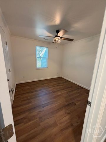 28 Arthur Circle, Savannah, GA 31406