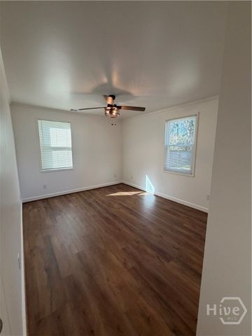 28 Arthur Circle, Savannah, GA 31406