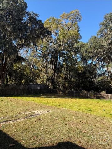 28 Arthur Circle, Savannah, GA 31406