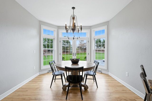 W223N3589 Ridgeside COURT, Pewaukee, WI 53072