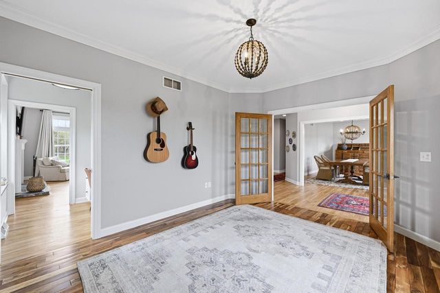 W223N3589 Ridgeside COURT, Pewaukee, WI 53072