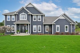 W223N3589 Ridgeside COURT, Pewaukee, WI 53072