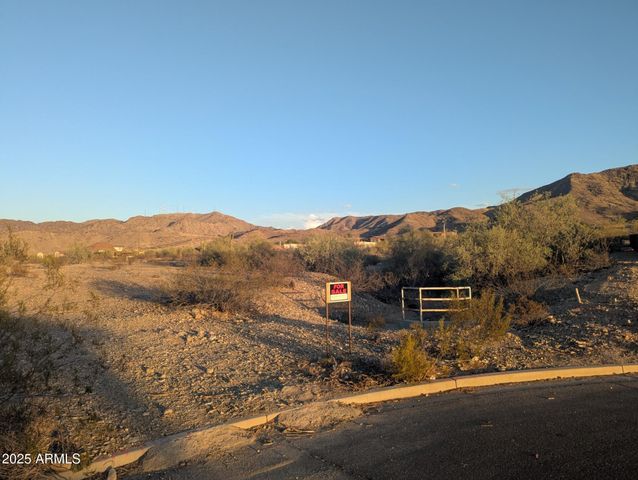 1753 W MCNEIL Street 7, Phoenix, AZ 85041