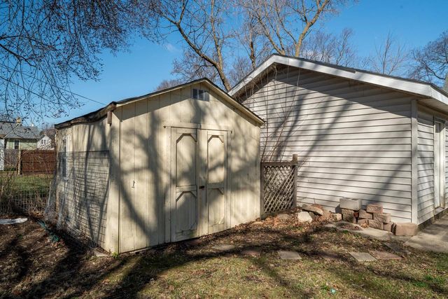 923 Beechwood AVENUE, Waukesha, WI 53186