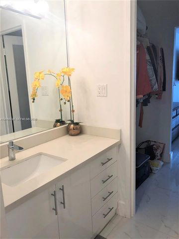 100 Lincoln Rd 1526, Miami Beach, FL 33139