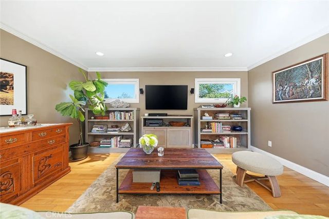 6200 E Fairbrook, Long Beach, CA 90815