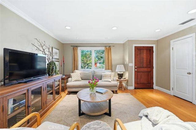 6200 E Fairbrook, Long Beach, CA 90815