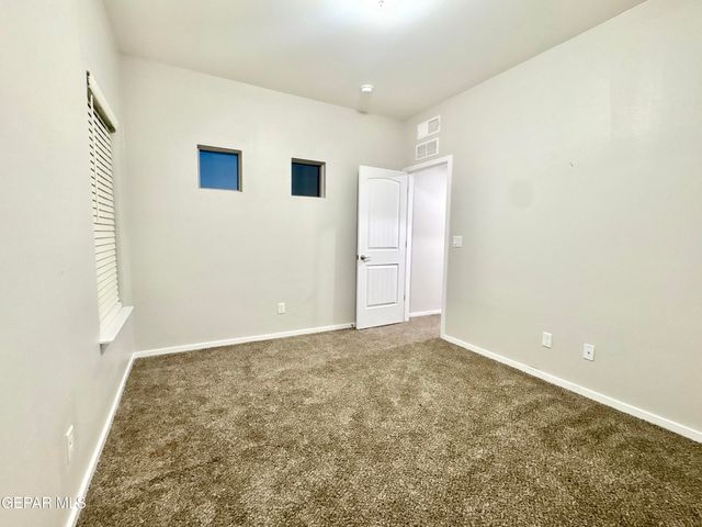 545 PASEO MODESTO Drive, El Paso, TX 79928