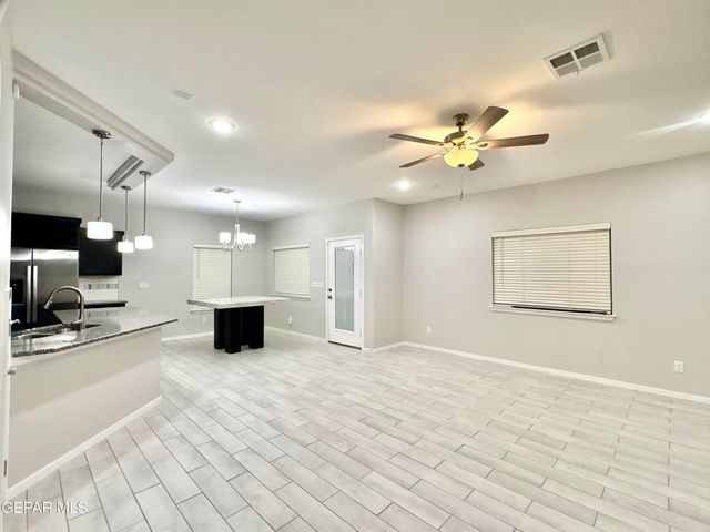 545 PASEO MODESTO Drive, El Paso, TX 79928