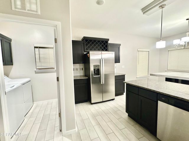 545 PASEO MODESTO Drive, El Paso, TX 79928